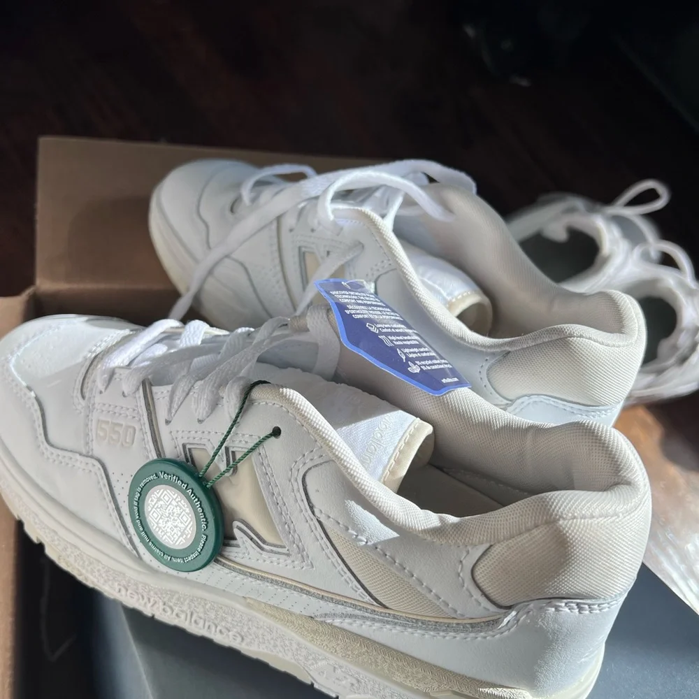 NEW BALANCE 550’s White/Birch - Picture 3 of 7